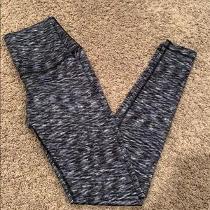 Women’s Lululemon Wunder Under Leggings